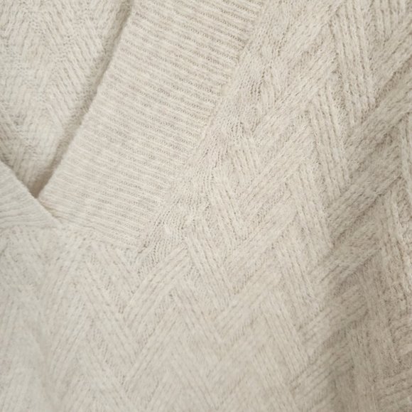 Chico's Herringbone Sweater, Size SP, EUC - Picture 6 of 6